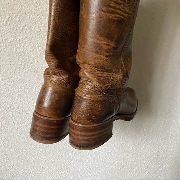 SOLD Campus Frye Boots - Picture 5 of 10